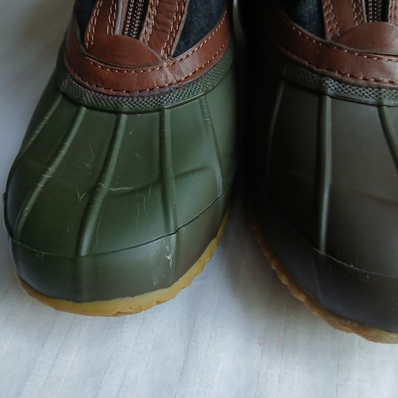 Tory Burch Tan and Black Winter Boots - Picture 4 of 16